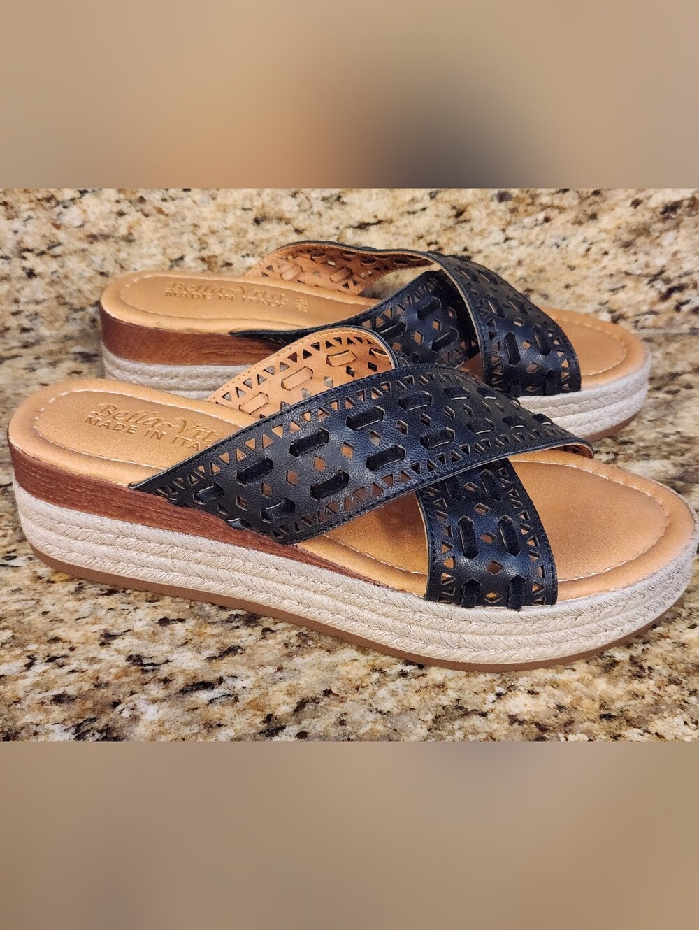 BELLA VITA  SHOES SZ 7.5, NWOT